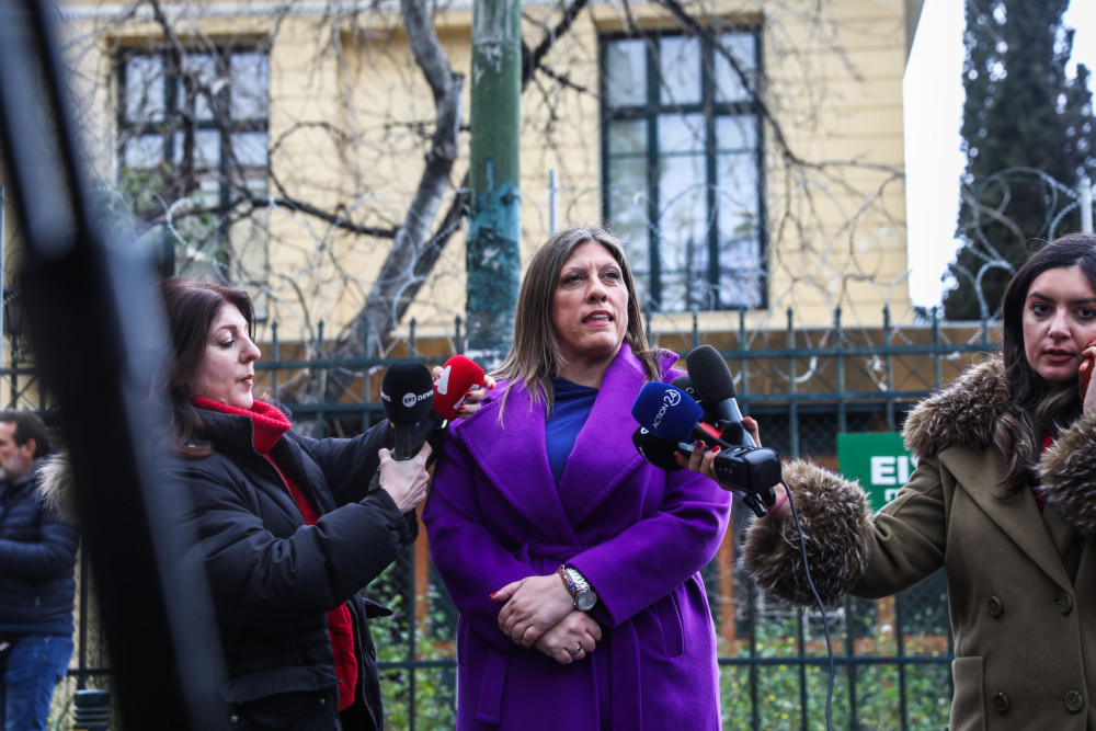 Η έδρα των δικαστών και η εξέδρα της Ζωής