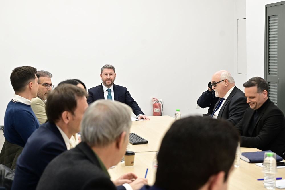 Το ΠΑΣΟΚ ας απαντήσει: με ποιον θα πάει και ποιον θα αφήσει