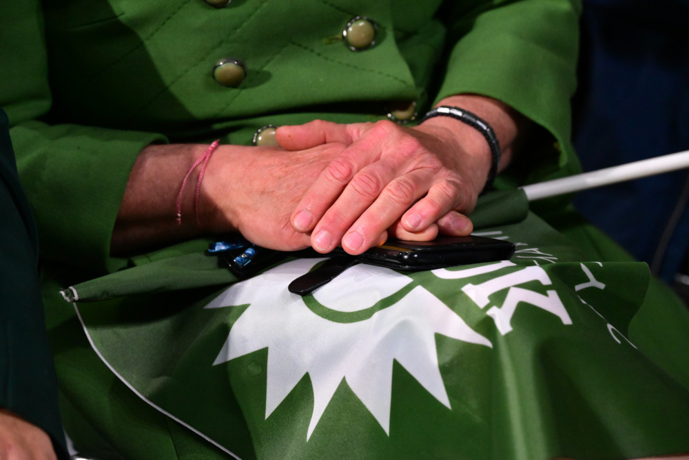 Το τερμάτισαν στο ΠΑΣΟΚ: αθλιότητες, ύβρεις και ακραίοι χαρακτηρισμοί