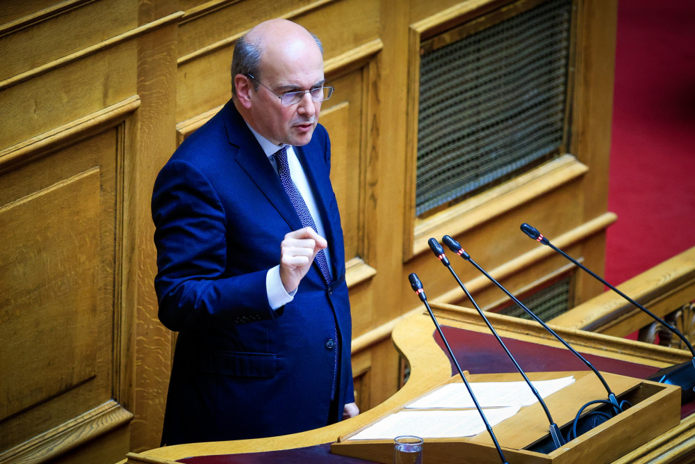 Οι τρεις νομοτεχνικές βελτιώσεις του Κωστή Χατζηδάκη στο νομοσχέδιο για το Δημόσιο