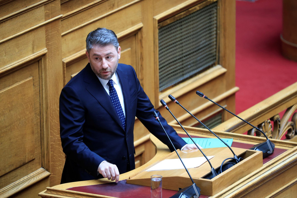 Δεν πείθουν ΠΑΣΟΚ και θυμωμένος Ανδρουλάκης: το μικρό… σπαρτάρισμα της βελόνας