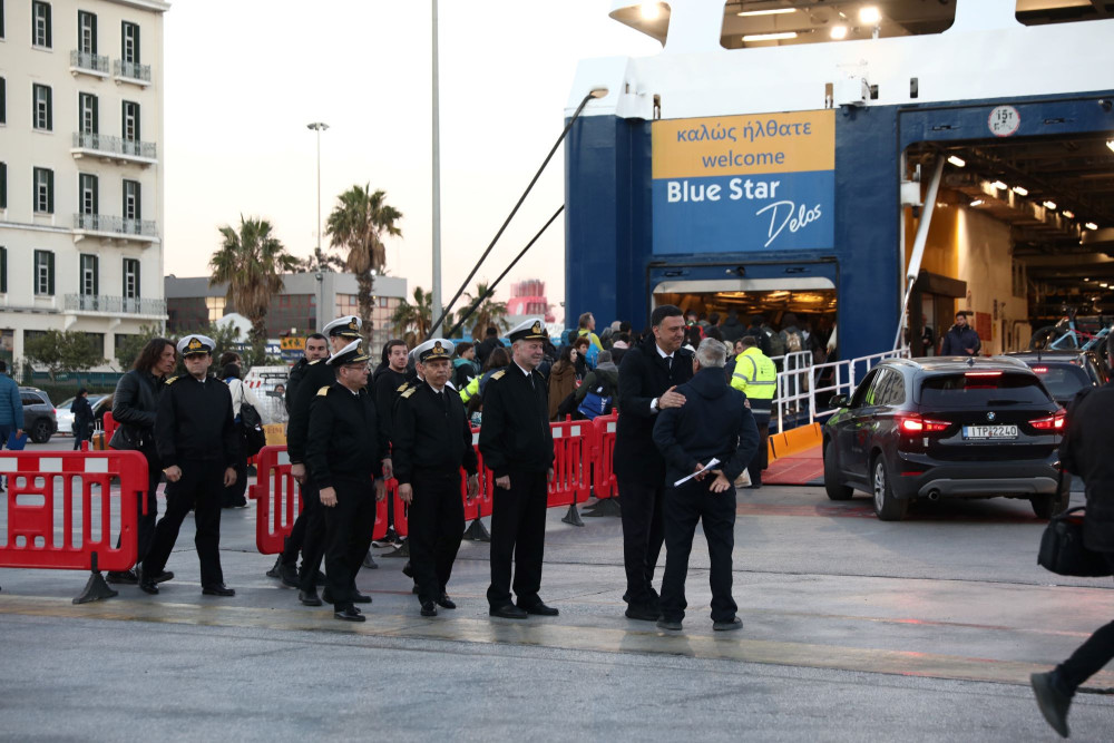 Αυξημένη η κίνηση στα λιμάνια για το Πάσχα - Κικίλιας: Το Λιμενικό είναι παντού για την ασφάλεια των επιβατών (video)
