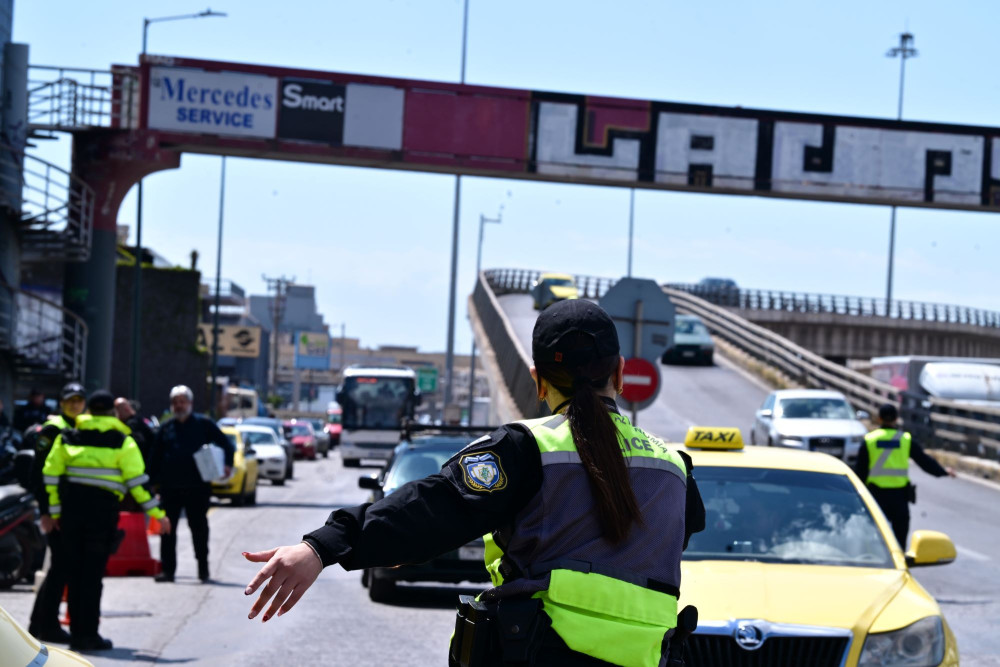 Έξοδος Πάσχα: ιδιαίτερα αυξημένη η κίνηση στην Αθηνών-Κορίνθου