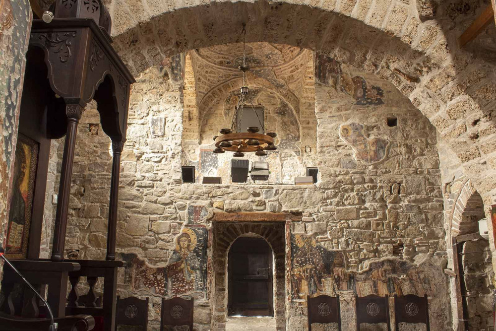 ΥΠΠΟ: συντήρηση της ξυλόγλυπτης εικόνας του Αγίου Γεωργίου στην Ομορφοκκλησιά Καστοριάς