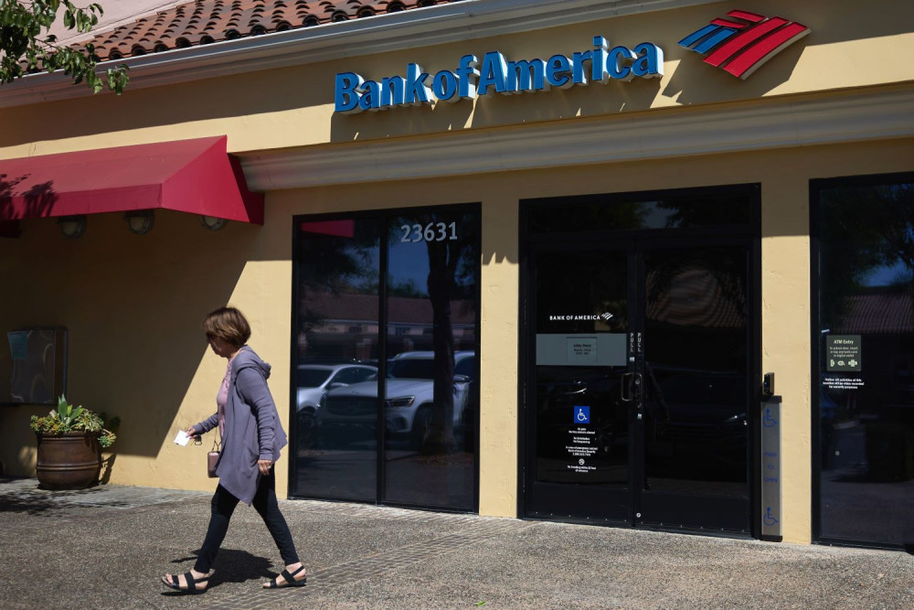 Αμερικανικές τράπεζες βάζουν σε τηλεργασία τους εργαζομένους στην Ευρώπη μετά από ιρανικές απειλές