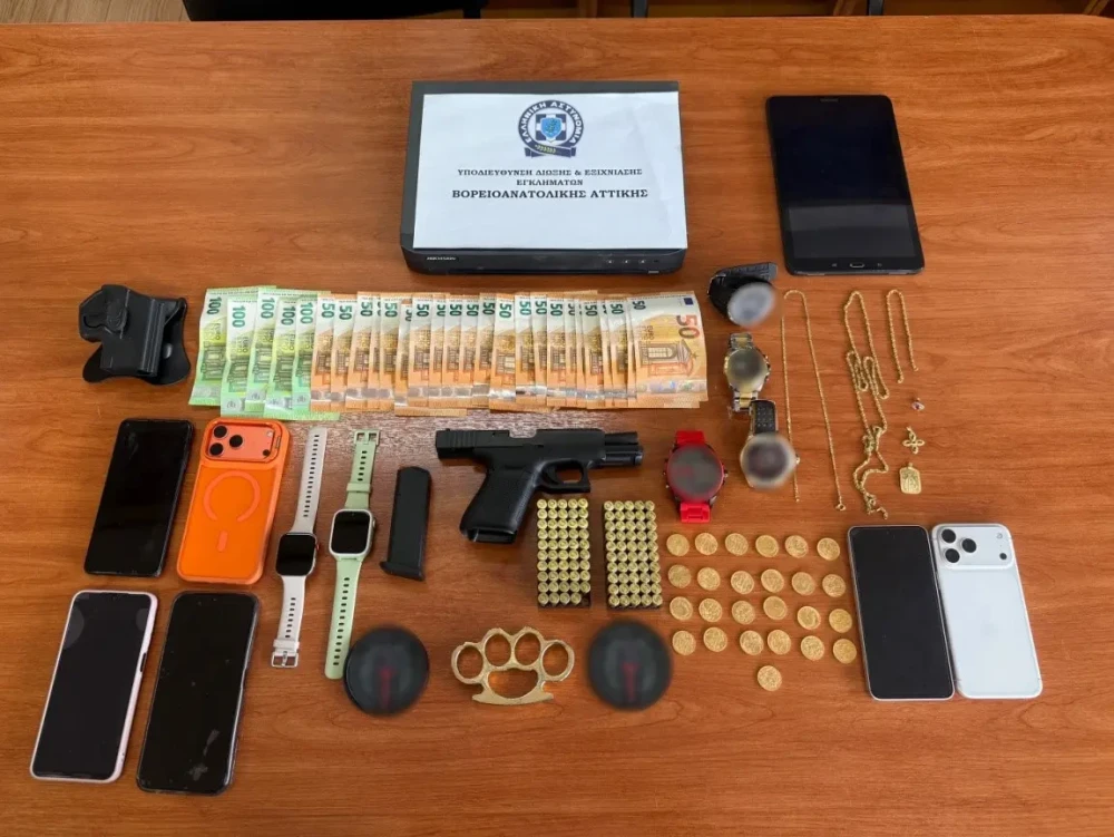 Εξαρθρώθηκε κύκλωμα τηλεφωνικών απατών - Παρίσταναν τους λογιστές, πάνω από 1 εκατ. ευρώ η λεία (video)