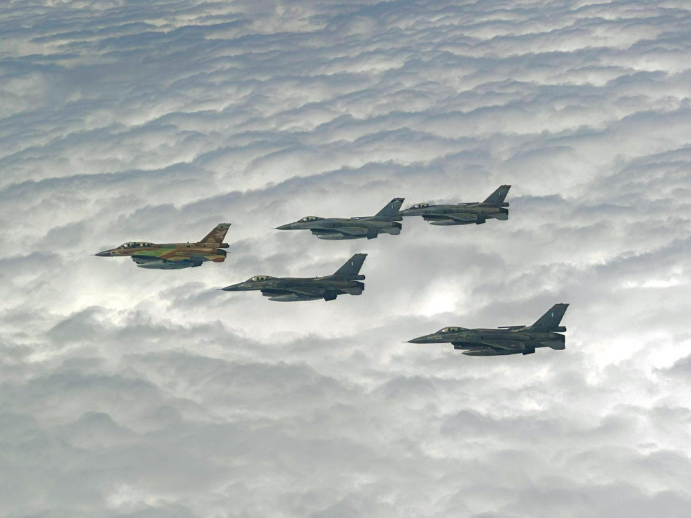 Δραματική εισβολή στο Ιράν για διάσωση πιλότου F-15 - «Δεν ξέρω πώς θα αντιδράσω» λέει ο Τραμπ (video)