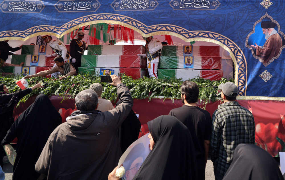 Ιράν: σκοτώθηκε και υψηλόβαθμος αξιωματούχος πληροφοριών της Μπασίτζ - Ποιος ήταν  ο Εσμαΐλ Αχμάντι