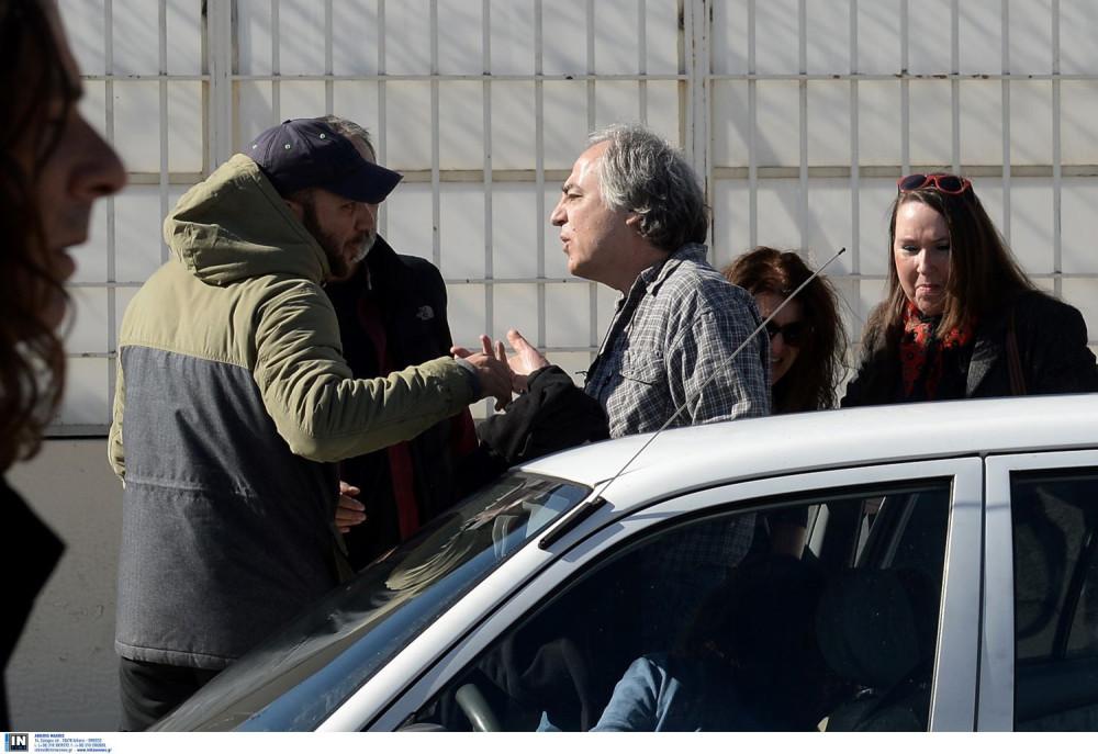 17 Νοέμβρη: ιδεολόγοι ή ηλίθιοι και τυχεροί εγκληματίες;