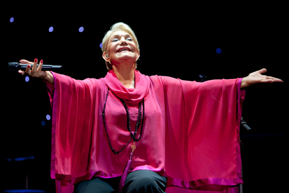 Μαρινέλλα: οι πολιτικοί αποχαιρετούν τη μεγάλη ερμηνεύτρια