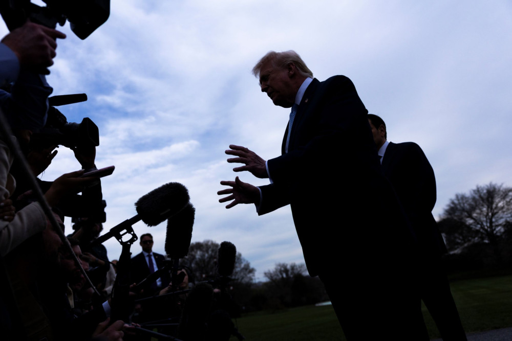 Σενάρια πίεσης Τραμπ προς την Αβάνα:  Η Κούβα είναι η επόμενη,  κάντε ότι δεν το είπα (video)