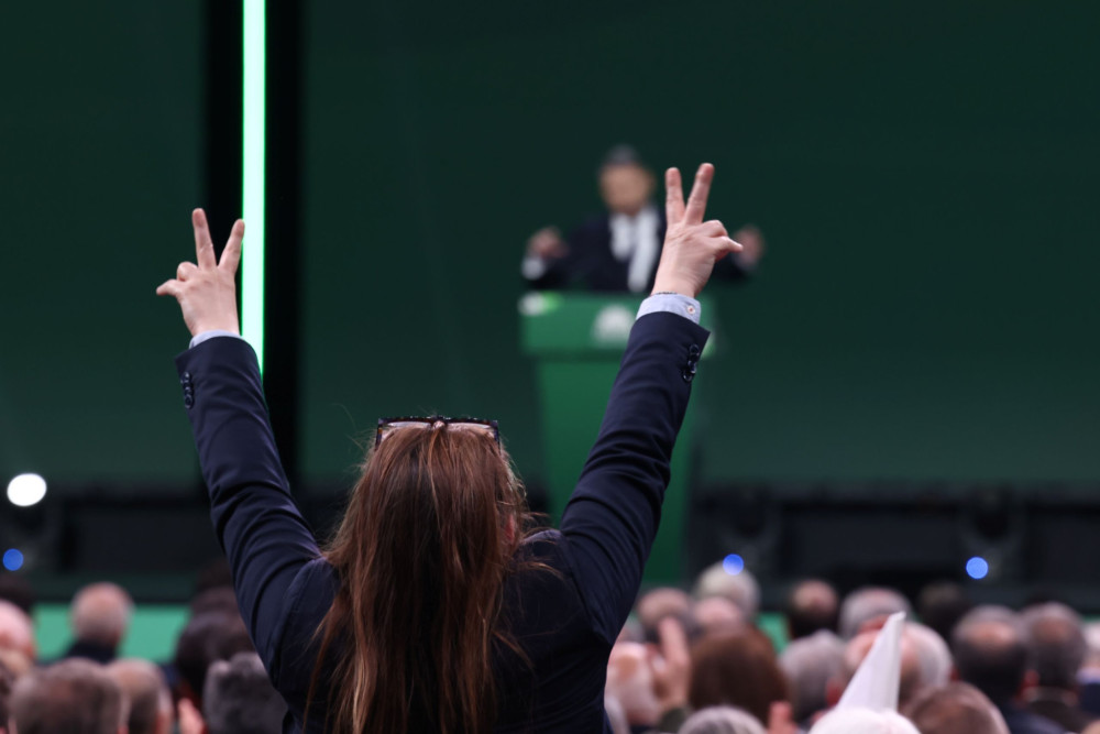 ΠΑΣΟΚ: όταν ο Ανδρουλάκης μιλά για «τροχιά εξουσίας», εκείνη τρέχει μακριά του
