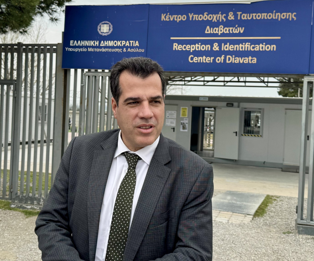 Θάνος Πλεύρης: επισκέφθηκε δομές φιλοξενίας μεταναστών στη Βόρεια Ελλάδα