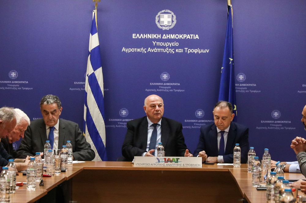 Λέσβος: αποζημιώσεις για το γάλα που θα παραλαμβάνουν τα τυροκομεία - Ικανοποιημένοι οι κτηνοτρόφοι