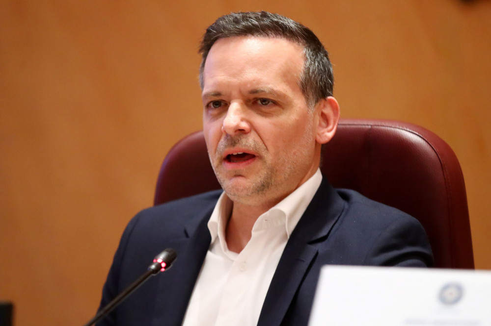 ΠΑΣΟΚ: «Οι διαγραφές δεν λύνουν προβλήματα - Όχι στη βολική δεύτερη θέση», διαμηνύει ο Δούκας στον Ανδρουλάκη