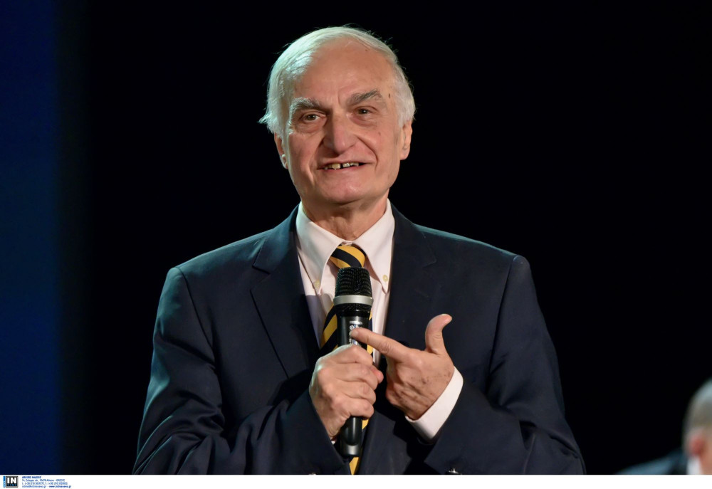 Ο Μανώλης Μαυρομμάτης για τα χρόνια απομόνωσης - Τι είπε για τη γυναίκα του (video)