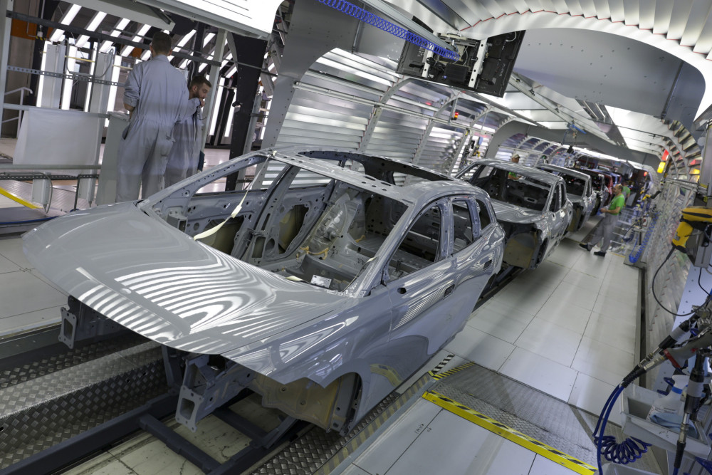 «Καμπανάκι» ACEA για την ευρωπαϊκή αυτοκινητοβιομηχανία: Κίνδυνος απώλειας θέσεων εργασίας και παραγωγικής βάσης