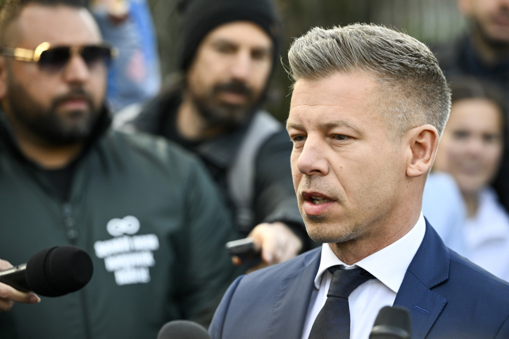 Πέτερ Μαγιάρ: Αν χρειαστεί θα διαπραγματευτούμε με τον Πούτιν, αλλά δεν θα είμαστε φίλοι