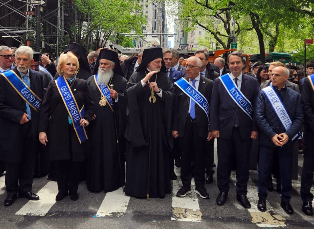 Παρουσία Νικήτα Κακλαμάνη η παρέλαση για την εθνική Παλιγγενεσία στη Νέα Υόρκη