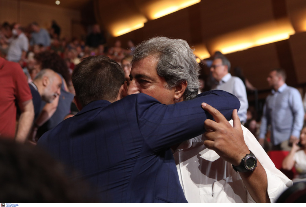 Σφάζονται (ξανά) Στέφανος Κασσελάκης και Παύλος Πολάκης: Η αναβολή στη δίκη και οι κατηγορίες - «Είσαι απατεώνας»