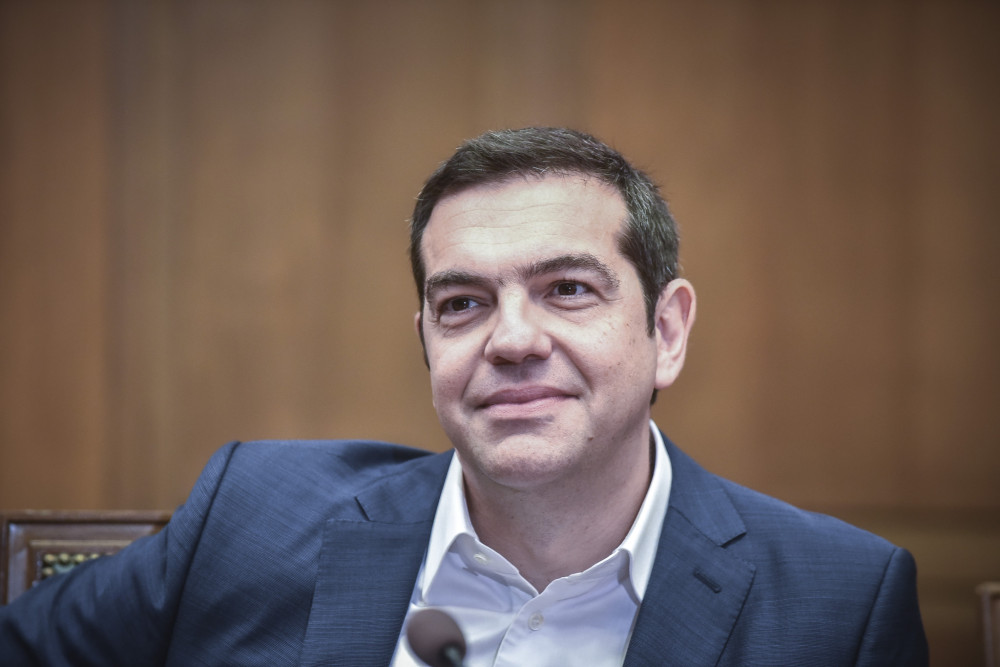 Ο Τσίπρας… ζυγώνει: το «πανέρι» του ΣΥΡΙΖΑ και η προοδευτική… φορολογία