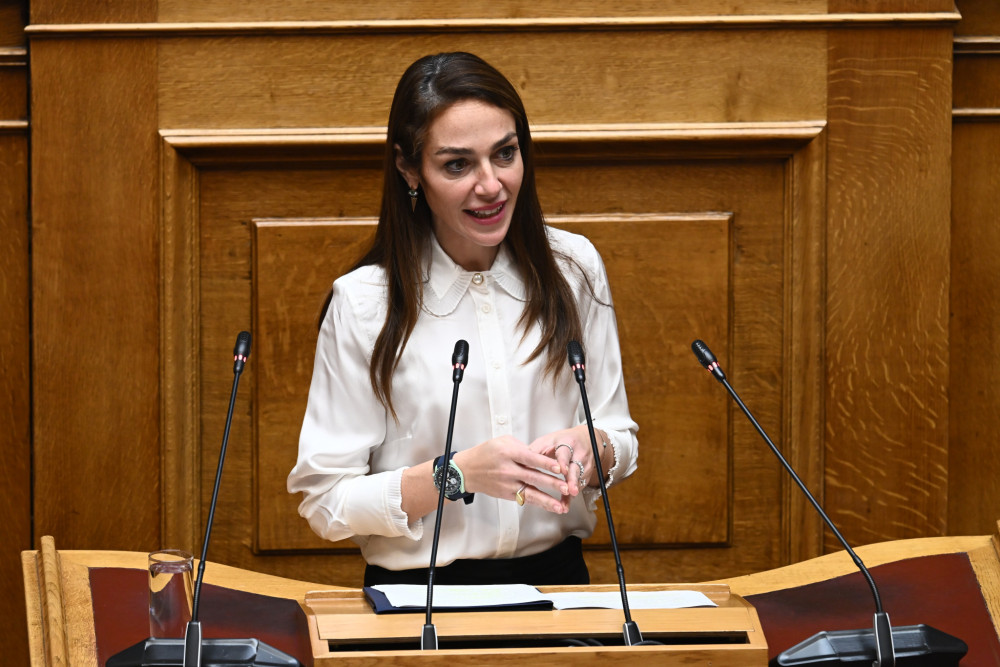 Δόμνα Μιχαηλίδου: Τη Δευτέρα 27 Απριλίου ανοίγει η πλατφόρμα για τις «Νταντάδες της Γειτονιάς» (video)