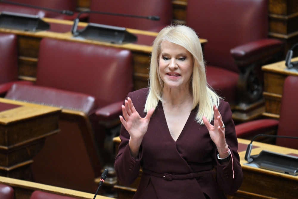 Κατηγορηματική η Θεοδώρα Τζάκρη: Σε καμία περίπτωση δεν θα πήγαινα στο κόμμα Τσίπρα (video)