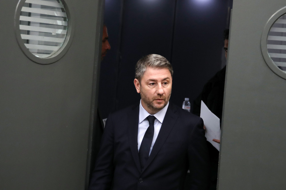 Από πρόεδρος ΠΑΣΟΚ προσεχώς «Μικροπολιτικός»