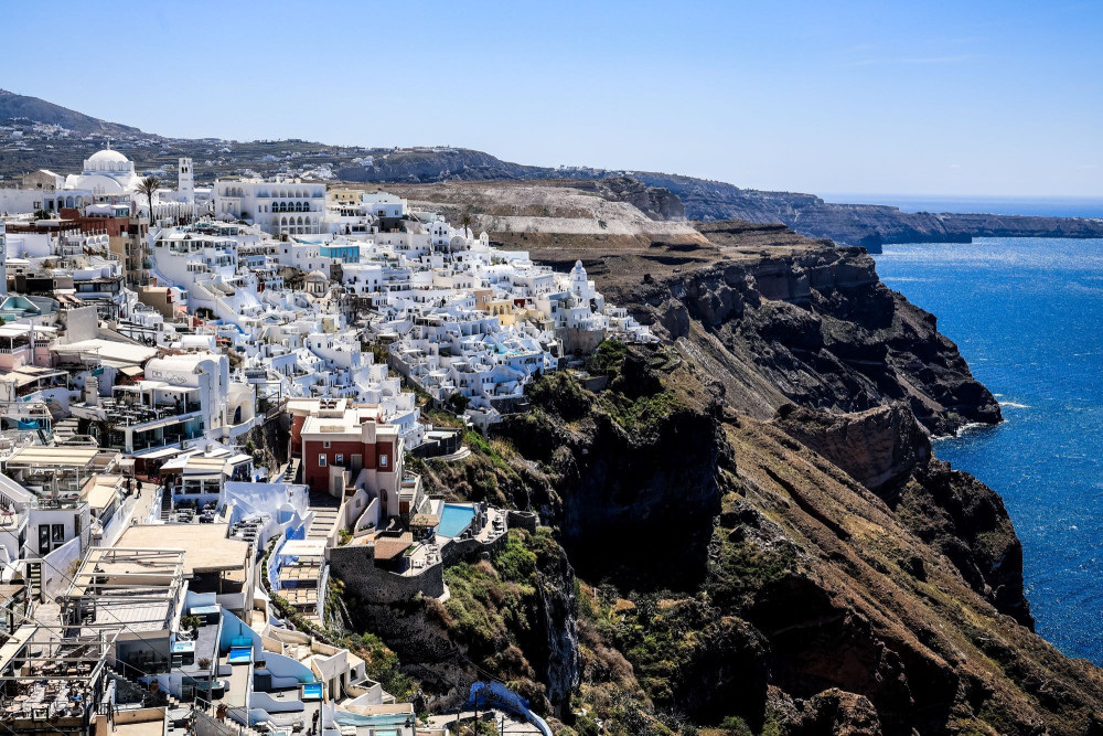 Σαντορίνη: σε ισχύ μέτρα πολιτικής προστασίας - Πού απαγορεύεται η πρόσβαση