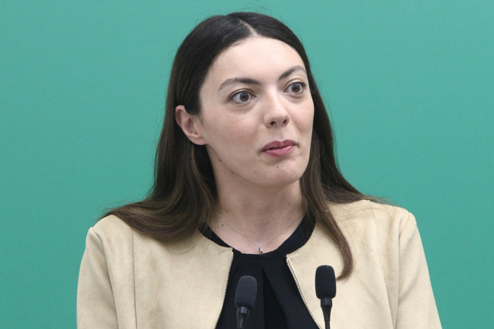 Γεωργάκη: Στο ΠΑΣΟΚ περιμένουμε τη Νέα Δημοκρατία να πέσει στο 12% για να περάσουμε μπροστά