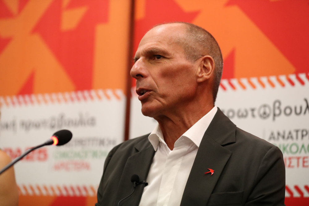 Αποκαλύψεις Βαρουφάκη: χαριεντισμοί Τσίπρα στο Μαξίμου με τον Ντάισελμπλουμ