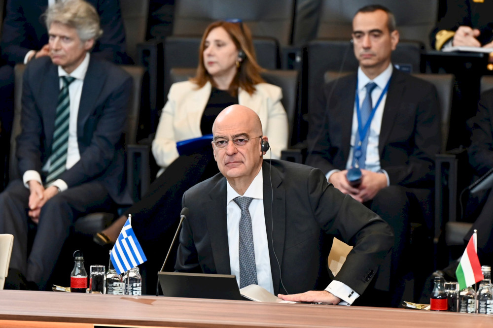 Στις Βρυξέλλες ο Νίκος Δένδιας για το Συμβούλιο Υποθέσεων της ΕΕ - Στην ατζέντα Μέση Ανατολή και Ουκρανία