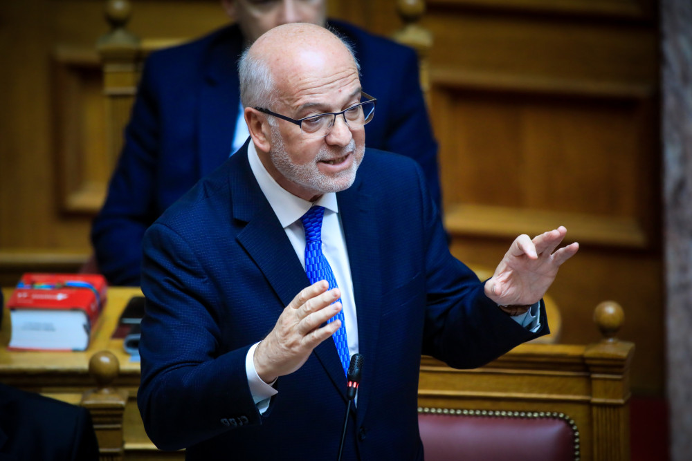 Στη Βουλή η διάταξη του Γιώργου Φλωρίδη για τα πολιτικά πρόσωπα - Τι προβλέπει