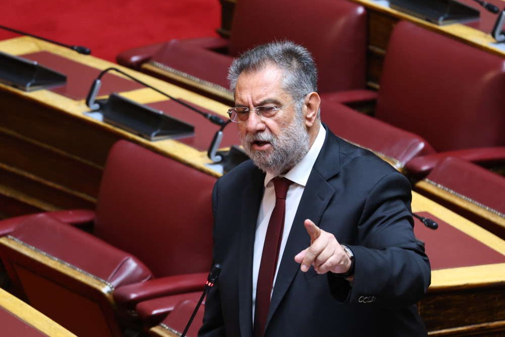 Μετά τον Συμεών Κεδίκογλου και ο Ανδρέας Παναγιωτόπουλος «κουνάει μαντίλι» στον Φάμελλο για τα μάτια του Τσίπρα