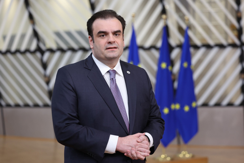 Κυριάκος Πιερρακάκης: «Αβεβαιότητα» και «διάρκεια» από την κρίση στη Μέση Ανατολή - «Όχι» διόδια στο Ορμούζ
