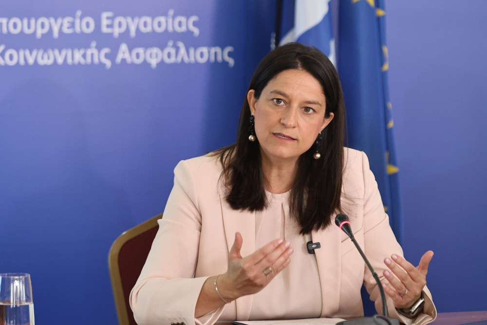 Νίκη Κεραμέως σε Νίκο Ανδρουλάκη για μείωση ωρών εργασίας: Λαϊκίστικη πρόταση που δεν αντέχει η ελληνική οικονομία
