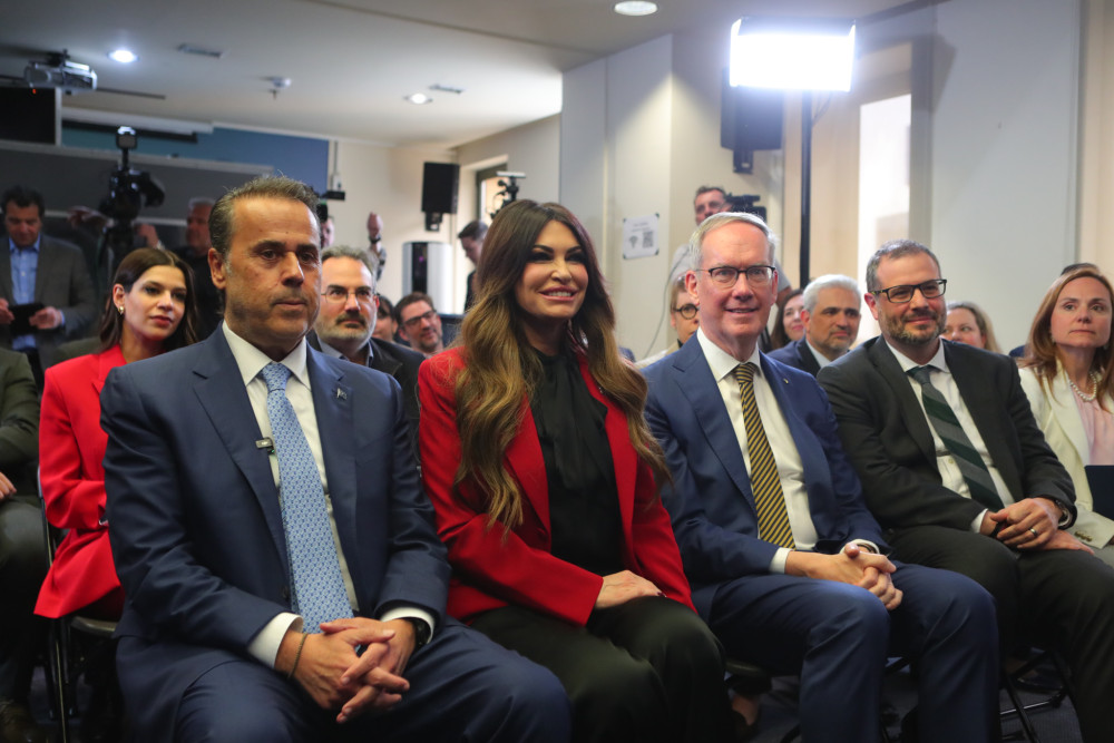 Έπεσαν οι υπογραφές για τους υδρογονάνθρακες στο Ιόνιο - Παπασταύρου: Ιστορική στιγμή