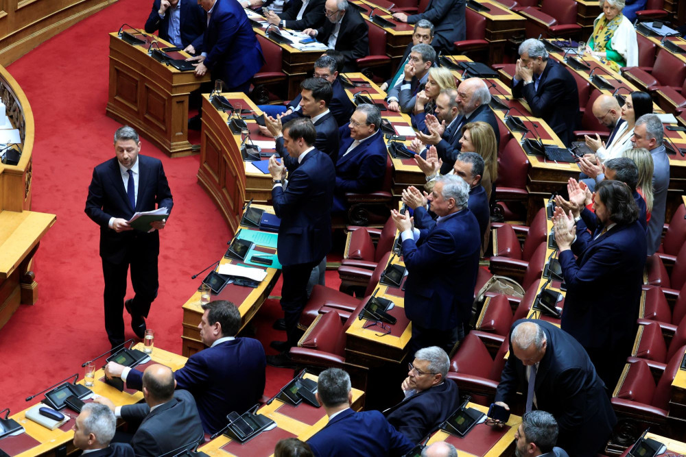 Ριμέικ: ο αυριανισμός είναι εδώ, ενωμένος, δυνατός