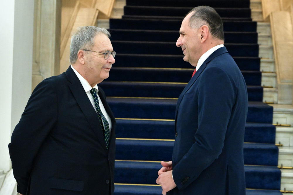 Γιώργος Γεραπετρίτης: Συνάντηση με τον αναπληρωτή πρωθυπουργό του Λιβάνου - Στο επίκεντρο η σταθερότητα της περιοχής