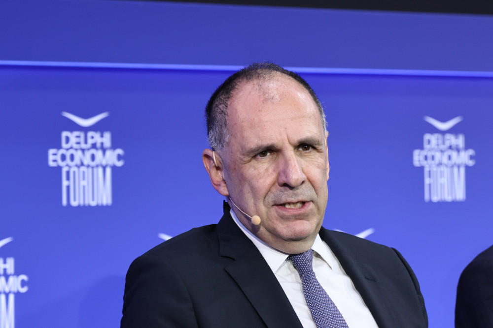 Γιώργος Γεραπετρίτης για επίθεση σε ελληνόκτητο πλοίο: Υπέστη ζημιές, δεν κατασχέθηκε από το Ιράν