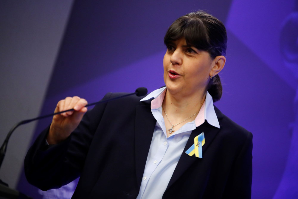 Σε κρίση μεγαλείου η Κοβέσι - Μετράει το μπόι με τον ίσκιο της η Ρουμάνα εισαγγελέας