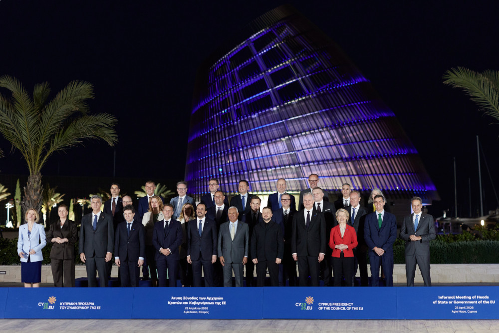 Συμφωνία-μαμούθ στην ΕΕ: €90 δισ. για την Ουκρανία μετά από μήνες πολιτικού θρίλερ