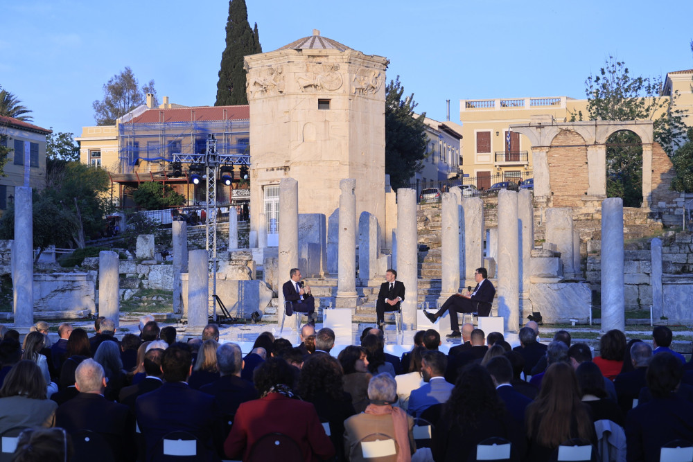 Μητσοτάκης: Υπαρξιακής σημασίας τα επόμενα χρόνια για την ΕΕ - Μακρόν: Αν απειληθεί η Ελλάδα, θα είμαστε εδώ (photos & video)