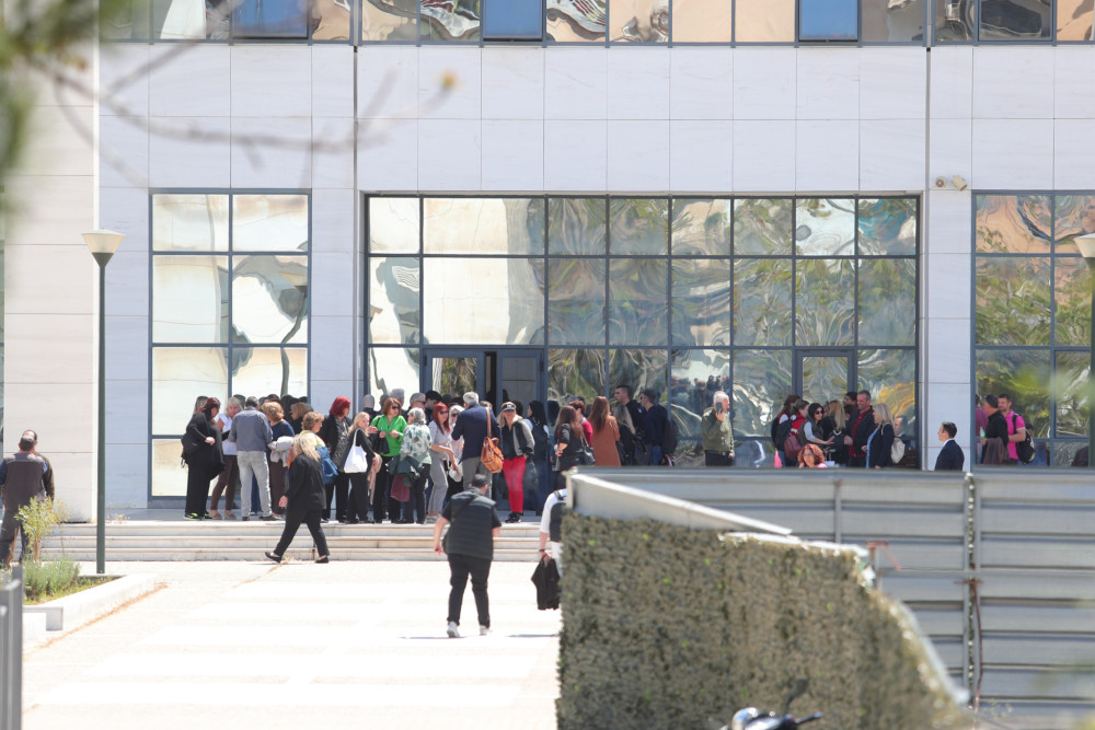 Πυροβολισμοί στο Εφετείο - Τέσσερις τραυματίες