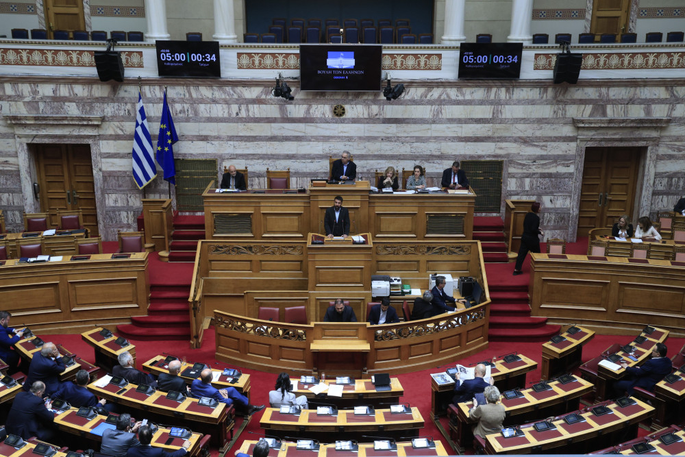 Αρχίζει το ματς: στα... play outs η αντιπολίτευση με έπαθλο τη δεύτερη θέση