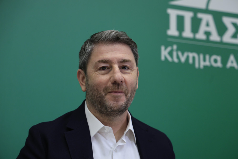 Ανδρουλάκης από Χαριλάου Τρικούπη: Πολιτική με «λεφτόδεντρα» και υποσχέσεις χωρίς αντίκρισμα