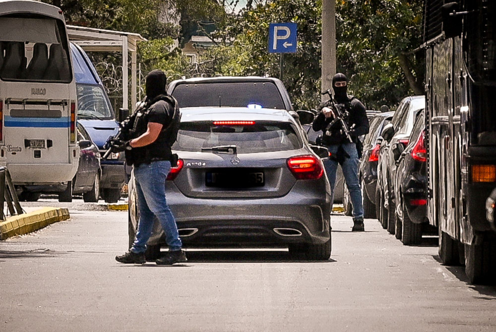 Greek Mafia: τρεις συλλήψεις για τη δολοφονία Μοσχούρη στο Χαλάνδρι