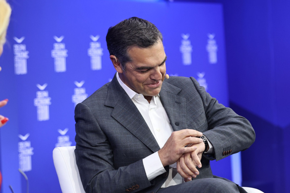 Το «μανιφέστο» Τσίπρα, η «αριστερά του κέντρου» και οι τέσσερις γωνίες του… τριγώνου