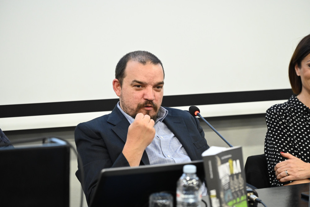 Πλήθος κόσμου στην παρουσίαση του βιβλίου «Μουντιάλ εμπιστευτικό» (photos)