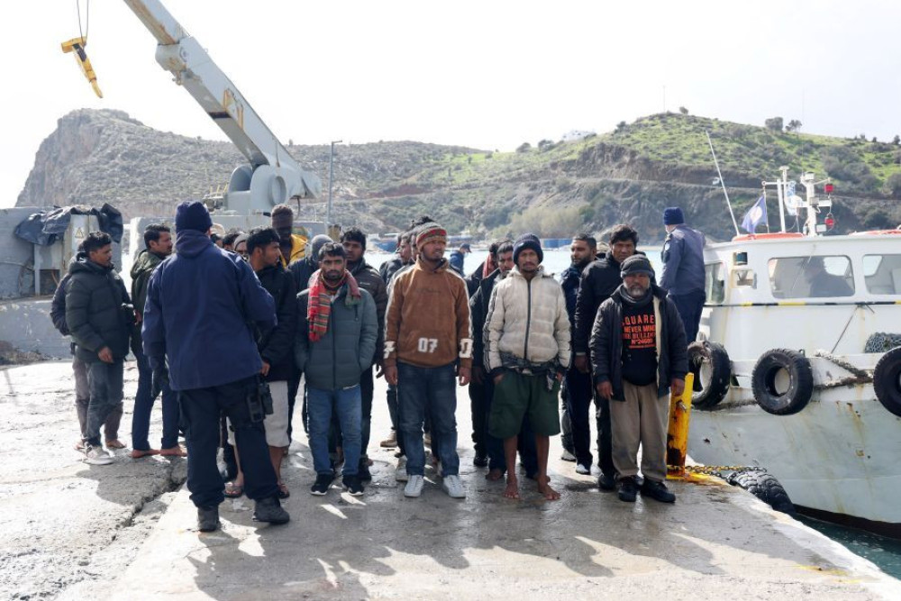 Άδωνις Γεωργιάδης κατά εργαζομένων του νοσοκομείου  Αγίου Νικολάου -  Ζητούν ανοιχτά σύνορα,  δεν είναι σοβαροί